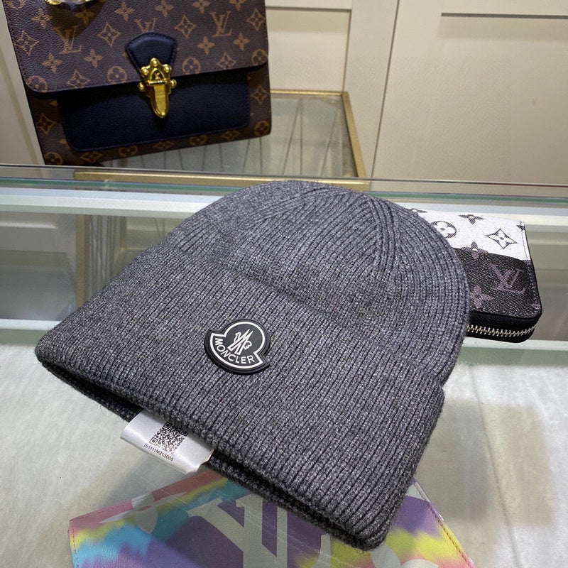 SMH5  Leather badge LOGO knitted hat