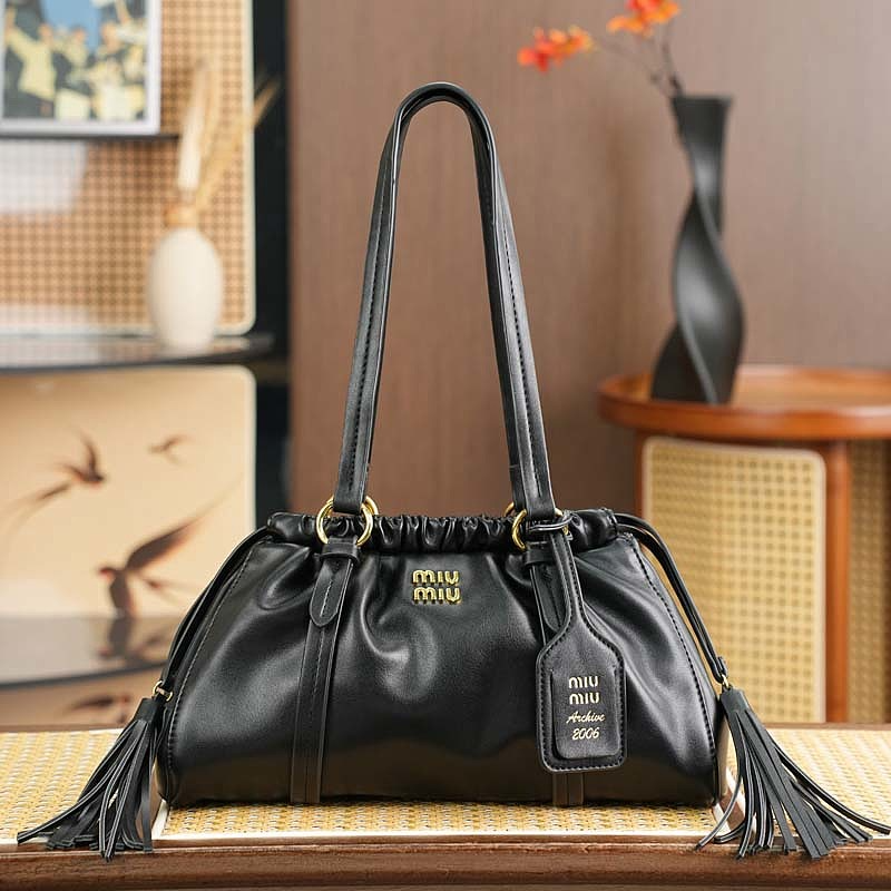 LMP18 bag 33-10-19cm Hand bag