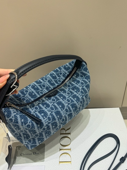 LDP67 Bag 22cm Shoulder bags