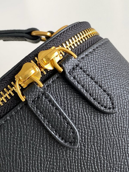 LVP2 bag17-10- 9cm  Shoulder bags