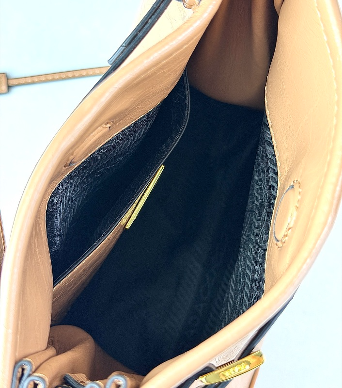 LPP38 bag 19.5-20-7cm Shoulder bags
