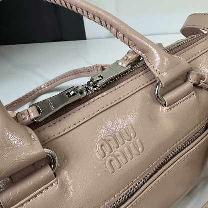 LMP31 bag 30 X15 X10 cm travel bag