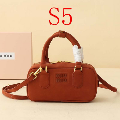 LMP21 bag 22-8-11cm Hand bag