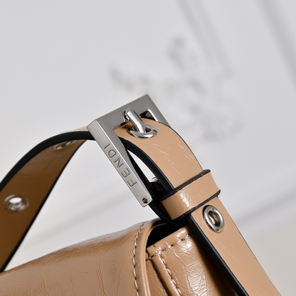 LFP31 bag 26-15-4CM Shoulder bags