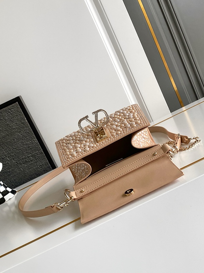 LVP9  bag 19-13-9 cm Shoulder bags