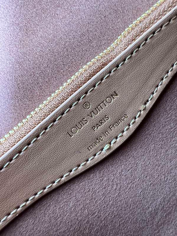 LLP299  bag 23-16-8.5CM Shoulder bags
