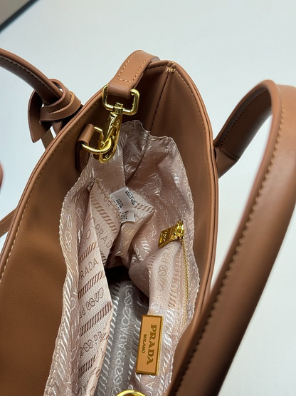 LPP28 bag 21-23cm Hand bag
