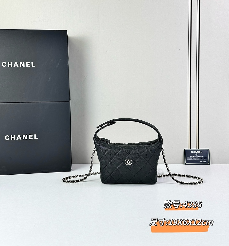 LCP131  Bag 19-6-12cm Shoulder bag