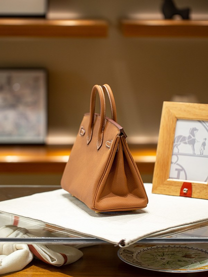LHP7 bag 25X20X13CM Hand bag