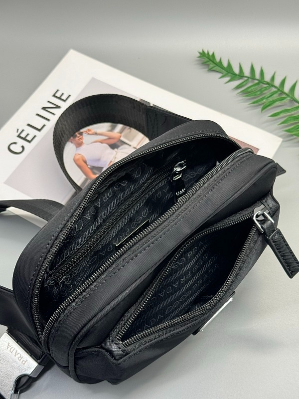 LPP33 bag 20-14-4cm Shoulder bags