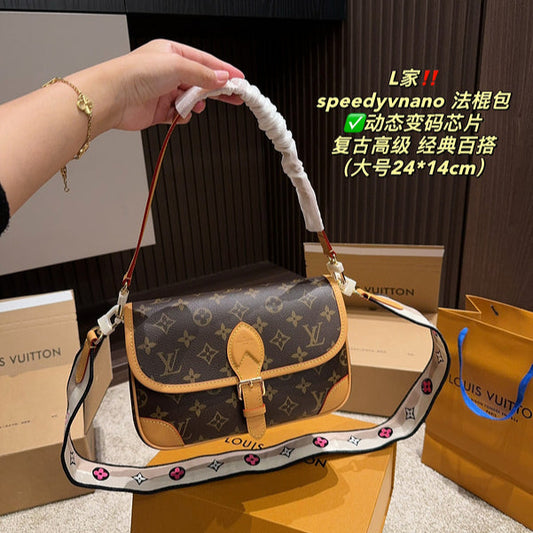MLB2 Women's new fashion 24*14cm baguette bag
