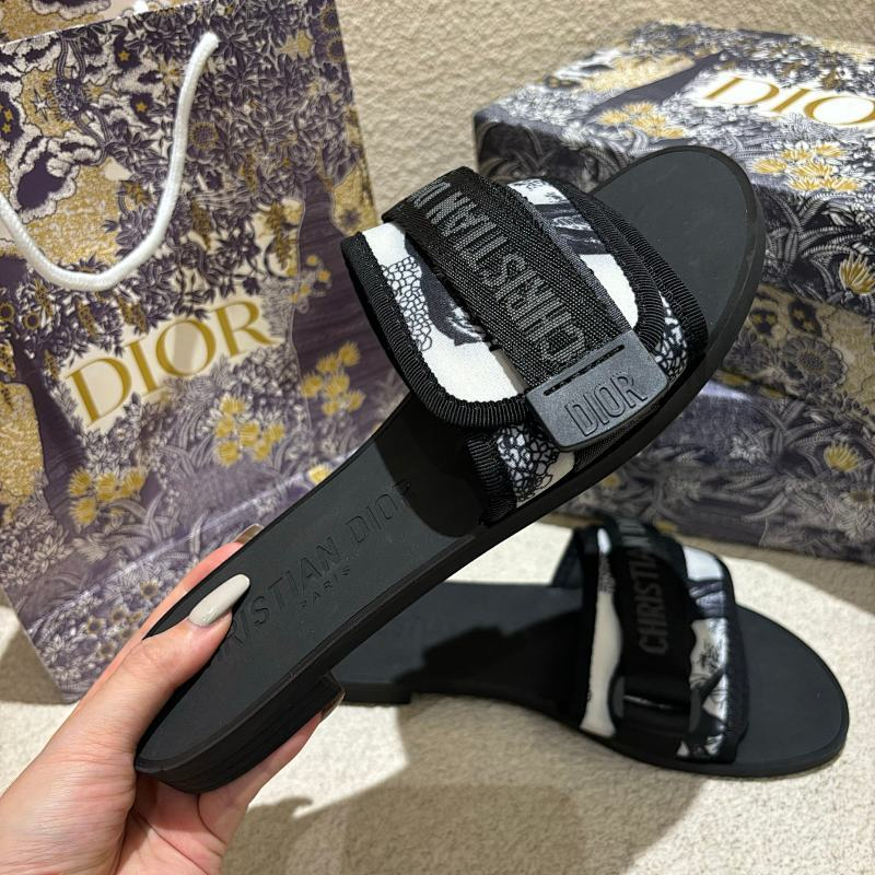 MJDS19 Slippers Women shoes 35-42 With box