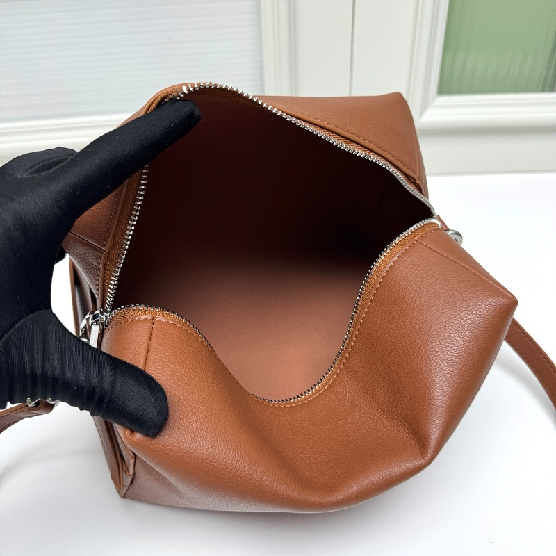 LCP133  Bag 22x16x10cm Shoulder bag