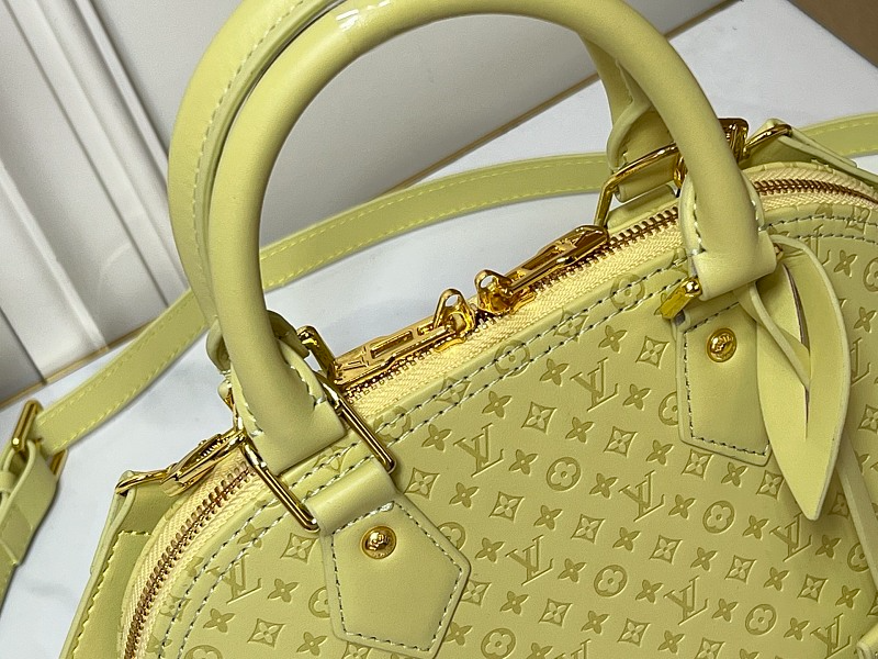 LLP315 bag 23.5-17.5-11.5CM Hand bag