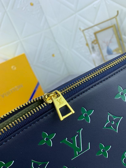 LLP5 Leather shoulder bag 26-20-12CM Hand Bags