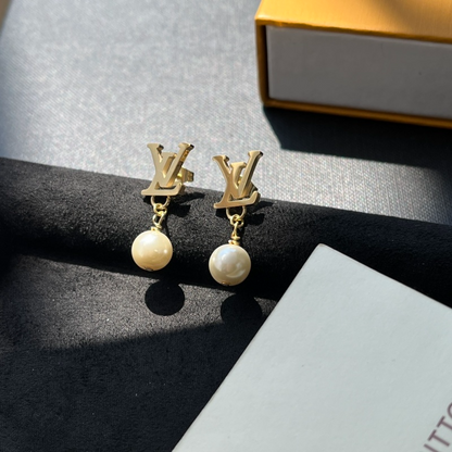 A1037   Women's Titanium Steel Earrings and Jewelry