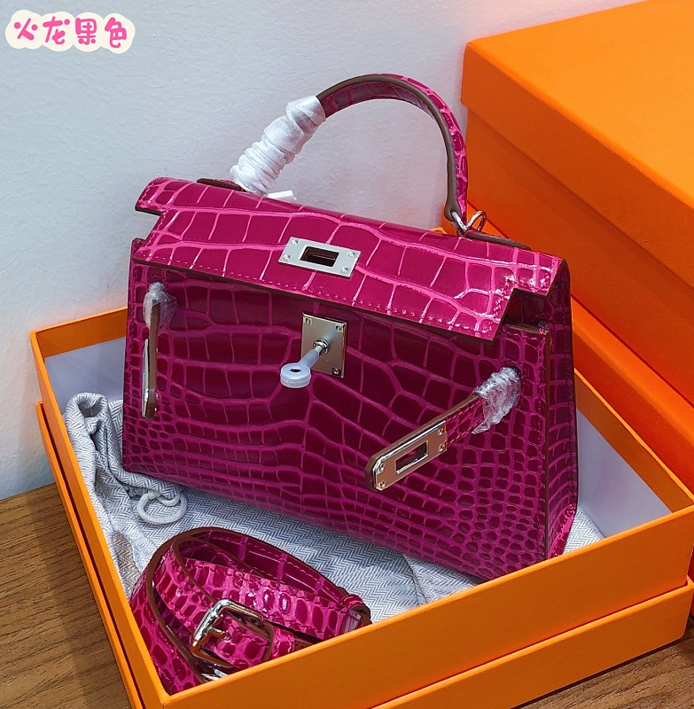 LHP18 bag 19-6-12CM Shoulder bags