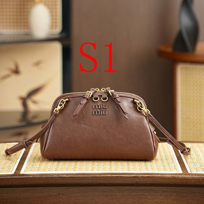 LMP22 bag 24-10-14cm Shoulder bags