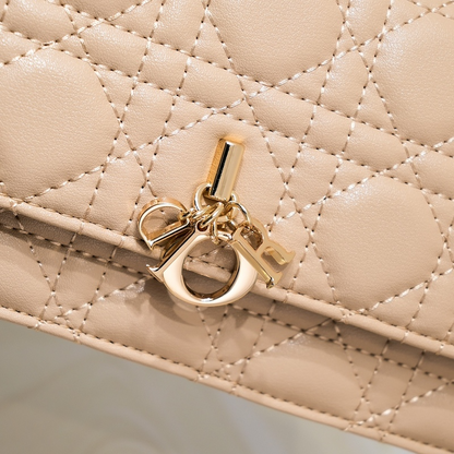 LDP28 bag 25-15-6cm Shoulder bags