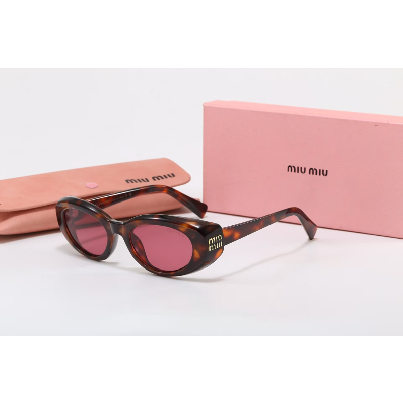 88971   Sunglasses with box