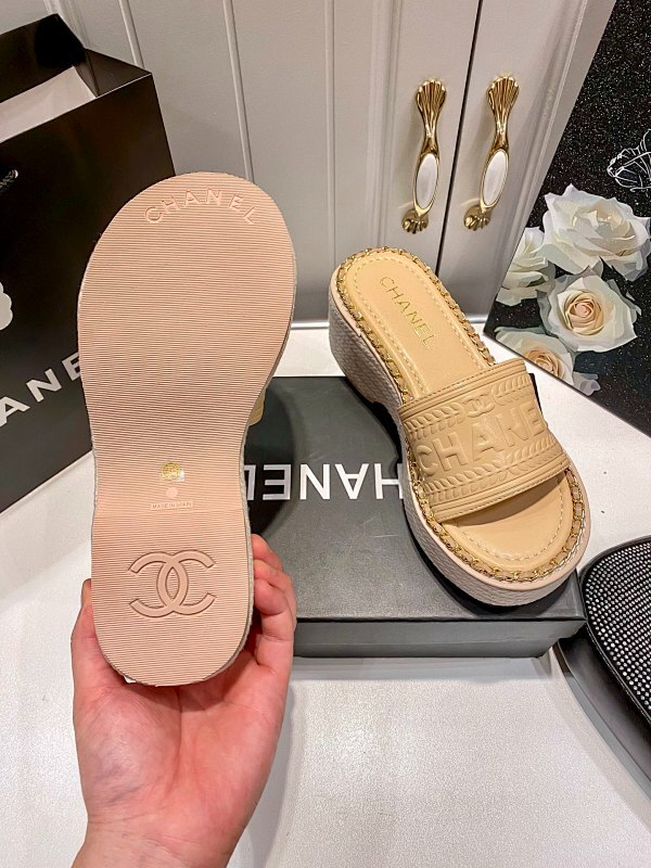 MCS1 Synthetic Leather slippers 35-40 Shoes With box