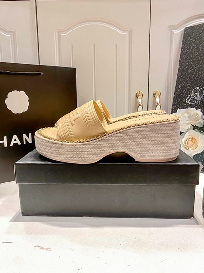 MCS1 Synthetic Leather slippers 35-40 Shoes With box