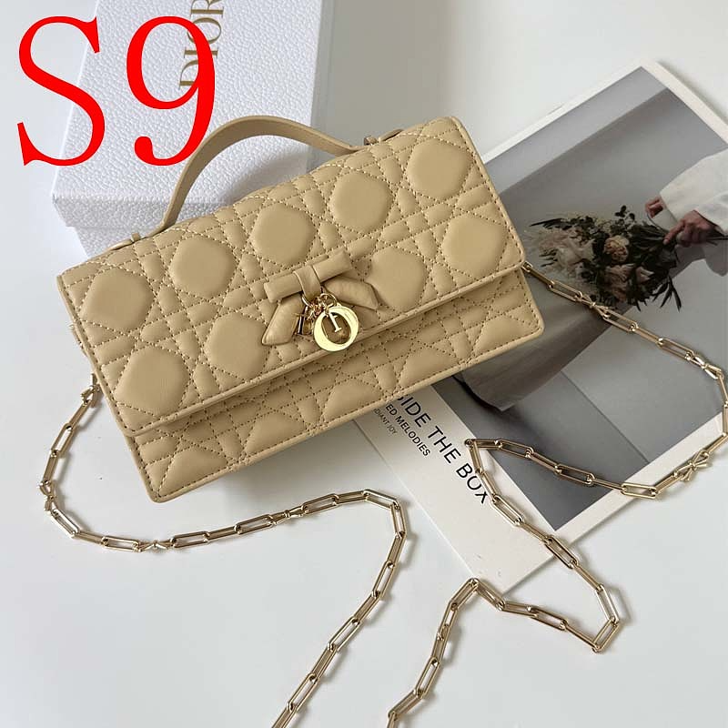 LDP65 Bag 21-11-5cm Shoulder bags
