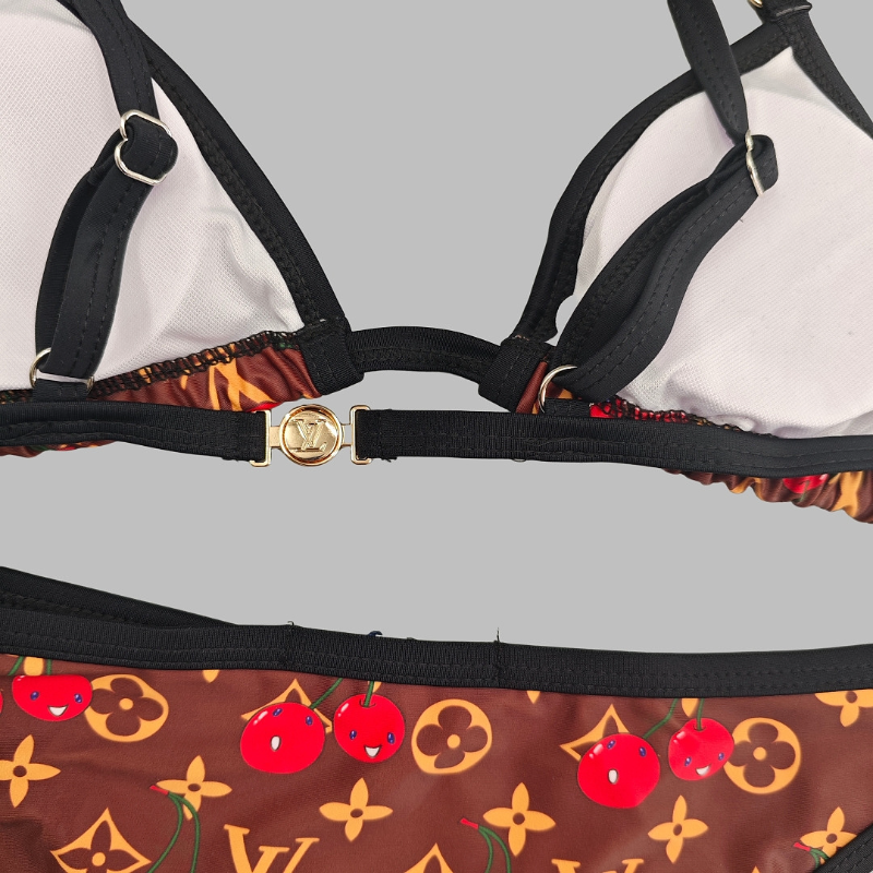 BL2501 New women's summer swimsuit bikini two-piece set+square scarf bikini