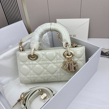 LDP60 bag 22-13-4cm Hand bag