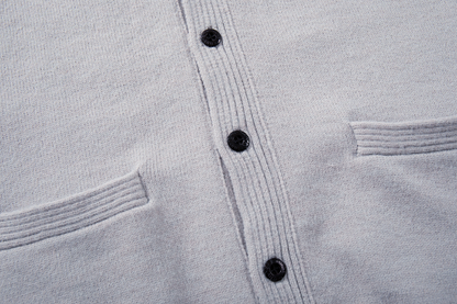 STC27 Men's and Women's V-neck Button Double Pocket Ribbed Edge Back Logo Embroidered Knitted Sweater Clothing
