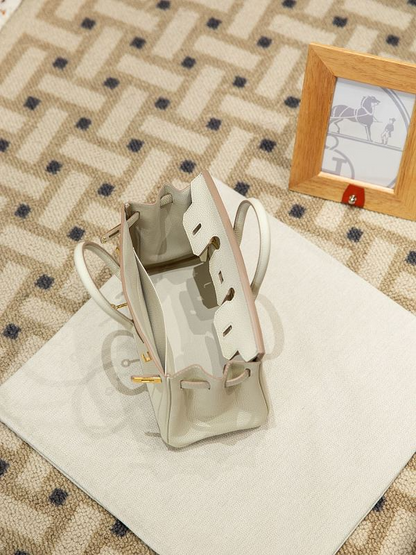 LHP7 bag 25X20X13CM Hand bag