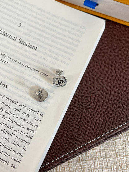 A1242   Women's new fashionable titanium steel earrings and jewelry