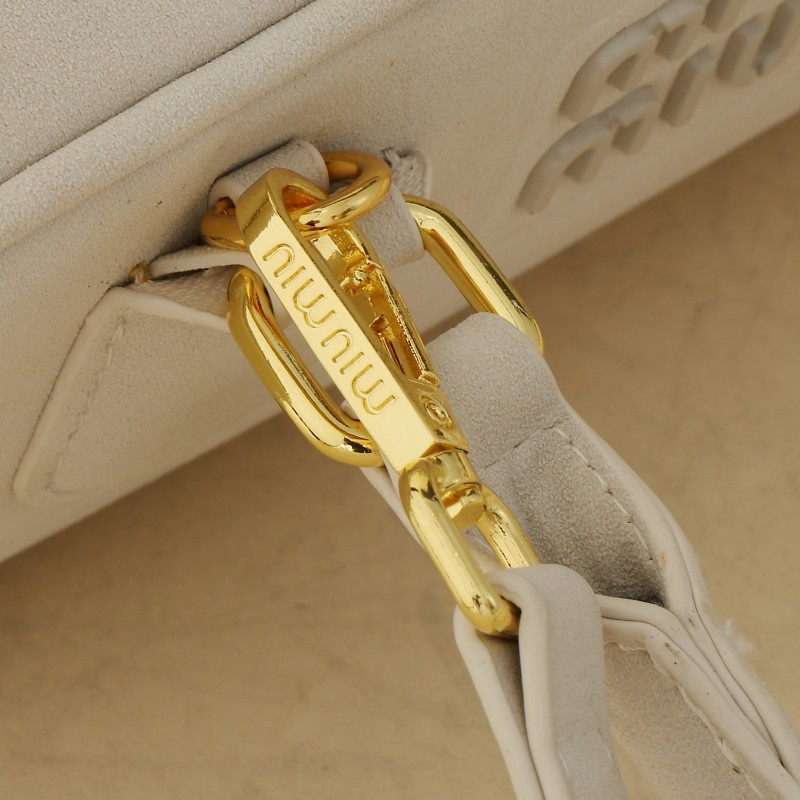 LMP21 bag 22-8-11cm Hand bag