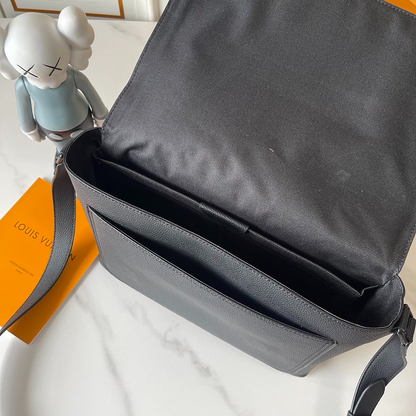 LLP302  bag 33- 29-12CM Shoulder bags