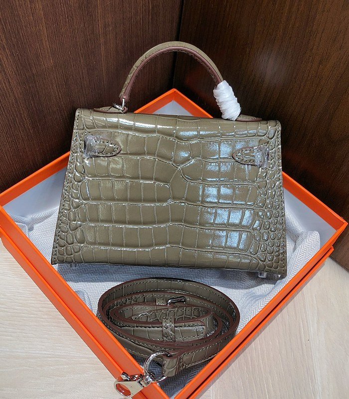 LHP18 bag 19-6-12CM Shoulder bags