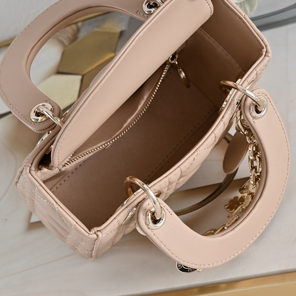 LDP56 bag 20-17-9 cm 17-15-8cm Hand bag