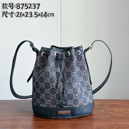 LGP93  Bag 21-23.5-14CM Backpack