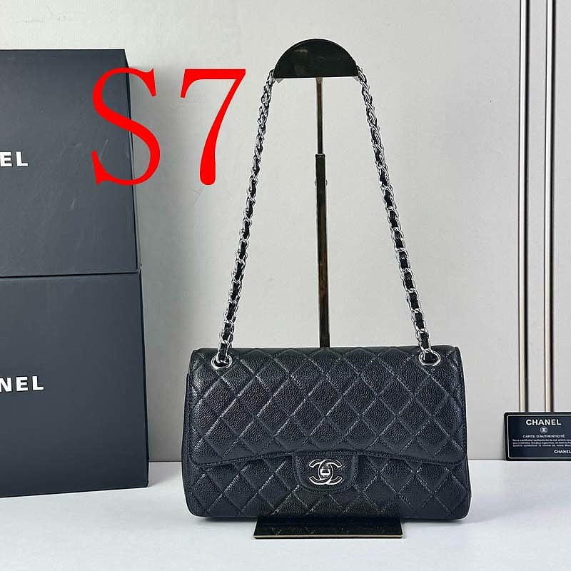 LCP130  Bag 25-15-6cm Shoulder bag