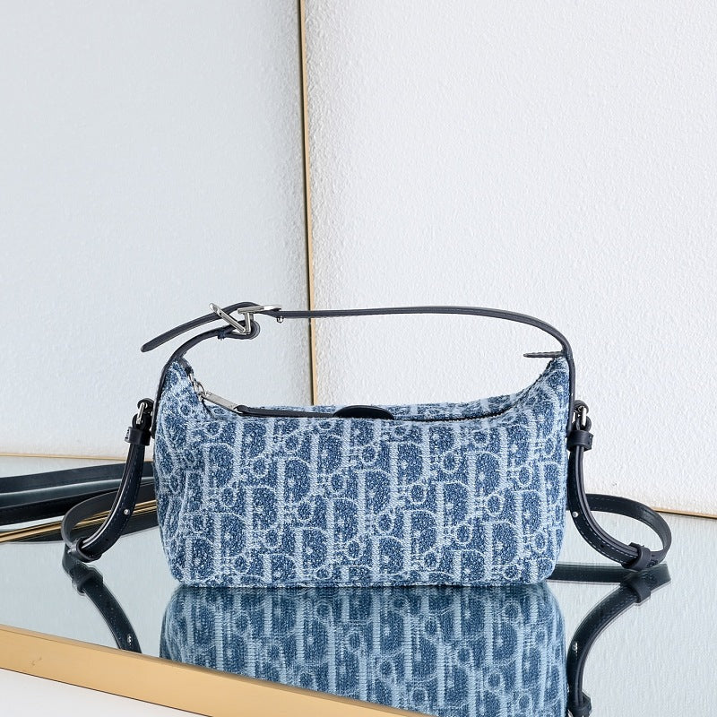 LDP66 Bag 22x13x9.5cm Shoulder bags