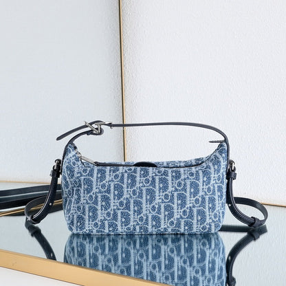 LDP66 Bag 22x13x9.5cm Shoulder bags