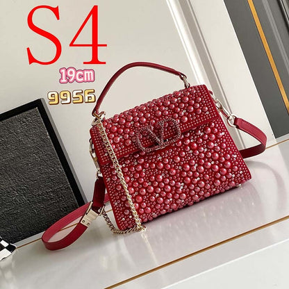 LVP9  bag 19-13-9 cm Shoulder bags