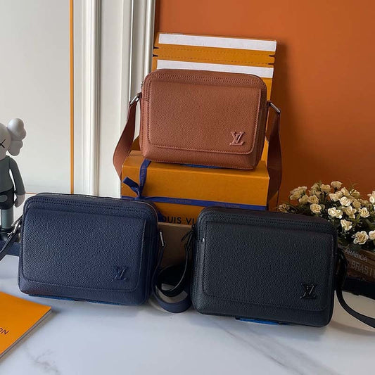 LLP303  bag 24×18×9cm Shoulder bags