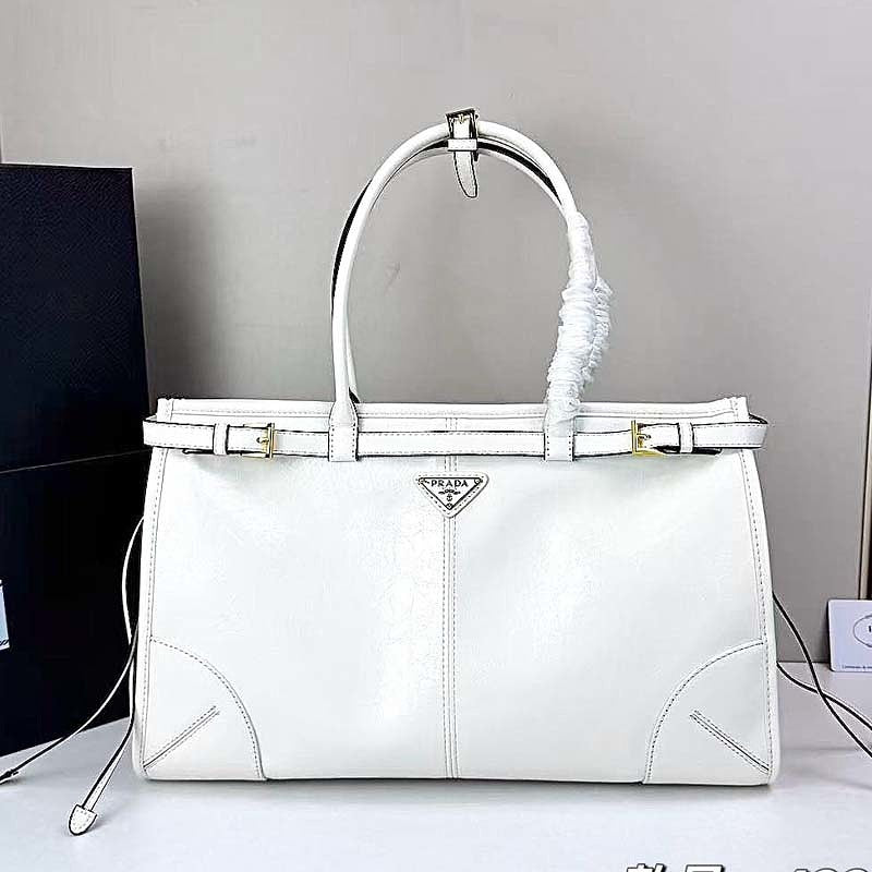 LPP43 bag 38-25-13cm Hand bag