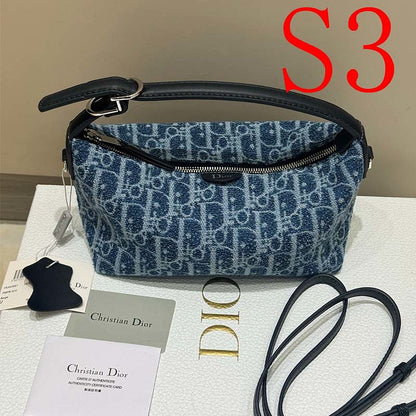 LDP67 Bag 22cm Shoulder bags