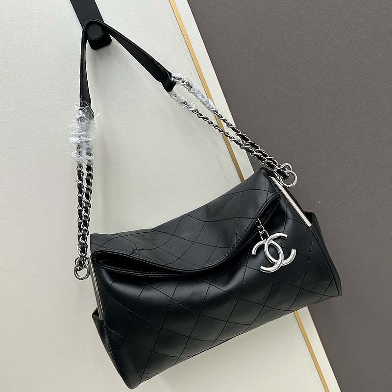 LCP135  Bag 35-11-24CM 30-11-22CM Shoulder bag