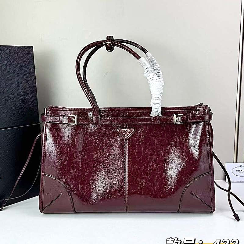 LPP43 bag 38-25-13cm Hand bag