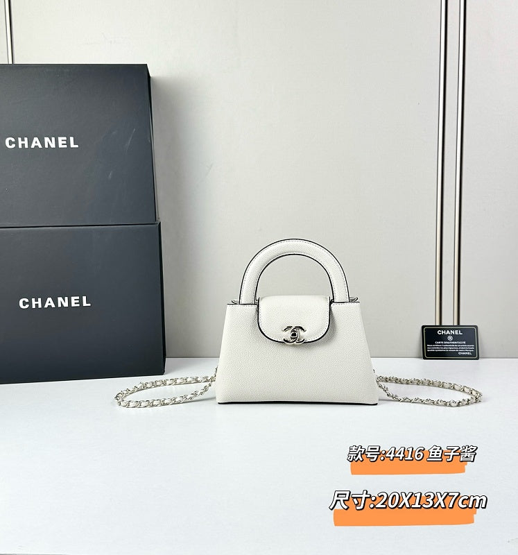 LCP112 bag 20-13-7cm  Shoulder bags