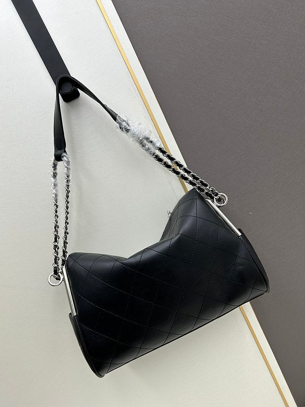 LCP135  Bag 35-11-24CM 30-11-22CM Shoulder bag