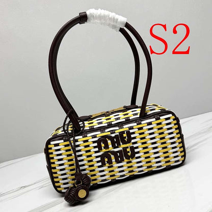 LMP26 bag 28-12-9cm Hand bag