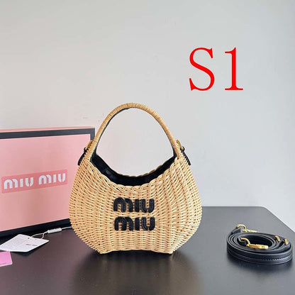 LMP17 bag 23-24-7cm Hand bag